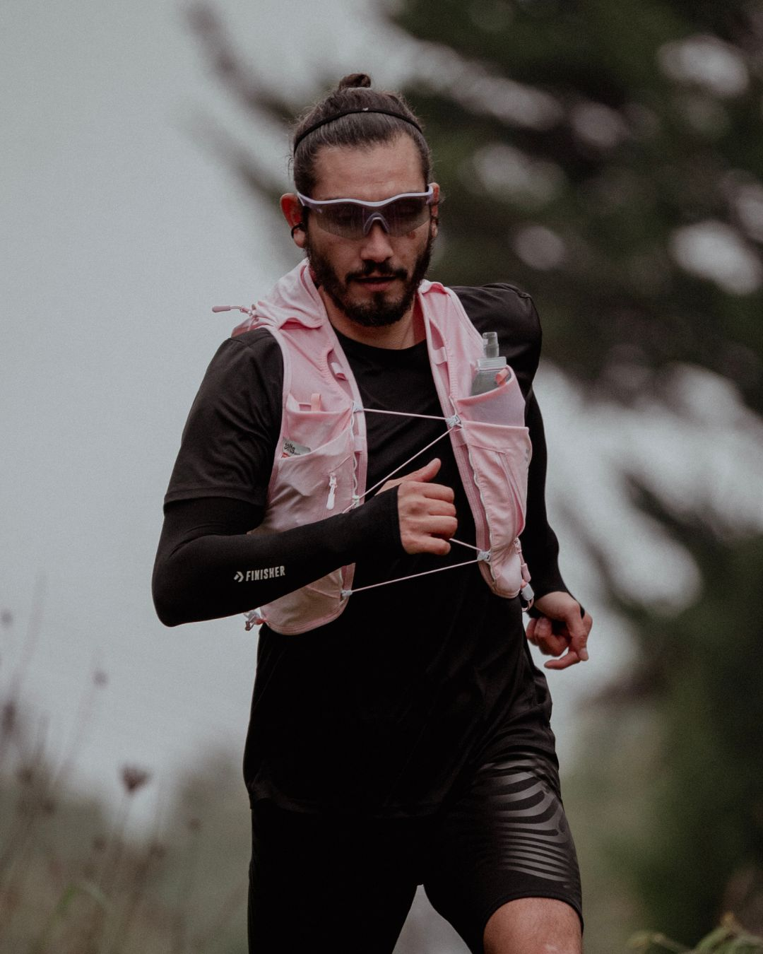 CHALECO DE RUNNING FINISHER MONTBLANC ROSA