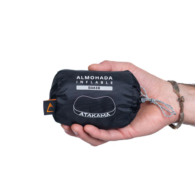 ALMOHADA INFLABLE ATAKAMA BAKER AZUL