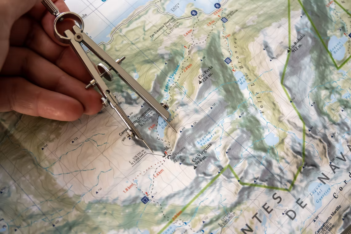 MAPA DIENTES DE NAVARINO ANDES PROFUNDO