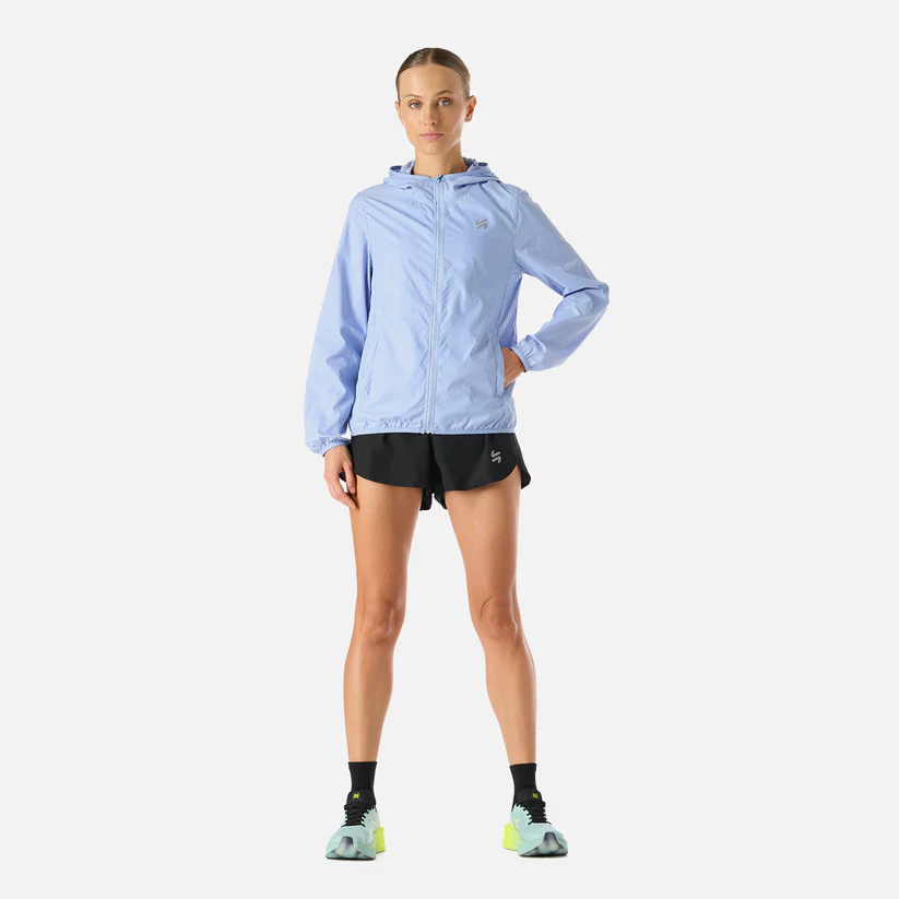 CORTAVIENTO MUJER VULCANO BUILT TO MOVE WINDBREAKER JACKET CELESTE