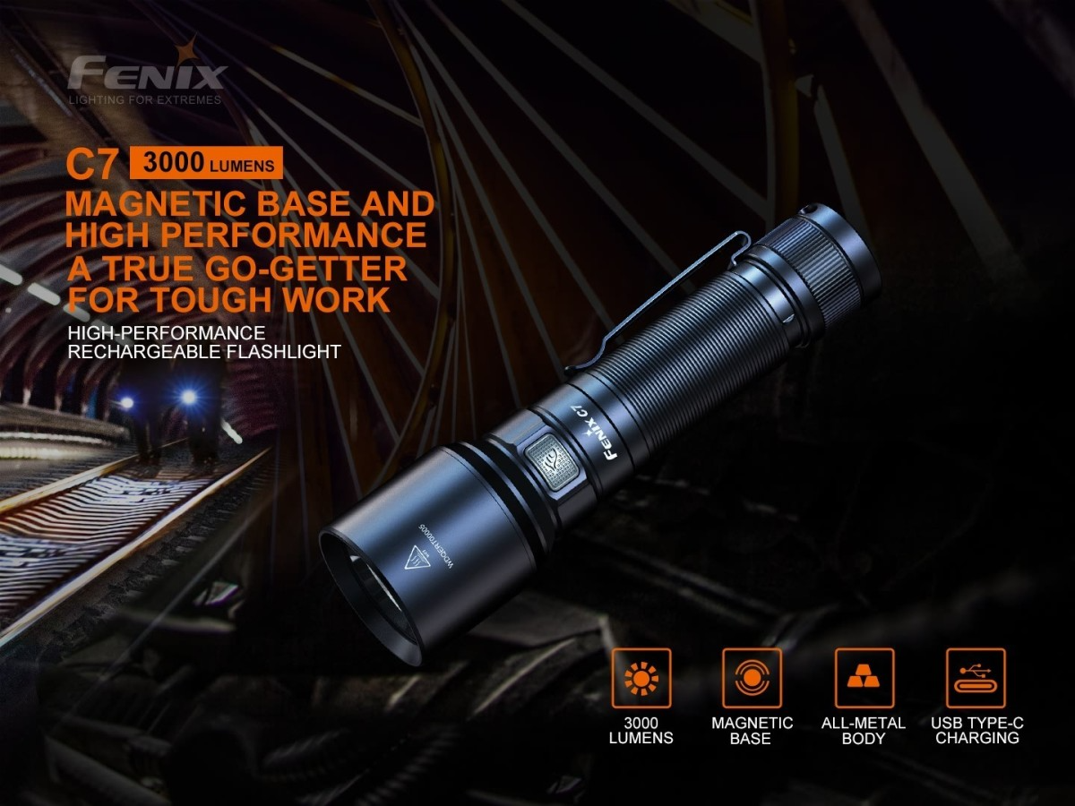 LINTERNA FENIX C7 USB 3000 LUMENES