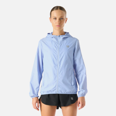 CORTAVIENTO MUJER VULCANO BUILT TO MOVE WINDBREAKER JACKET CELESTE